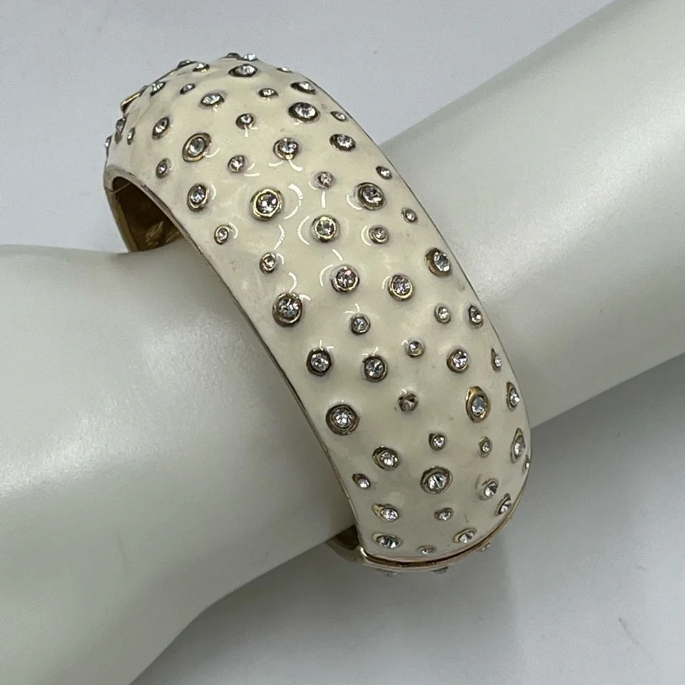 Banana Republic Cream Enamel Crystal Gold Hinge Women's Bangle‎